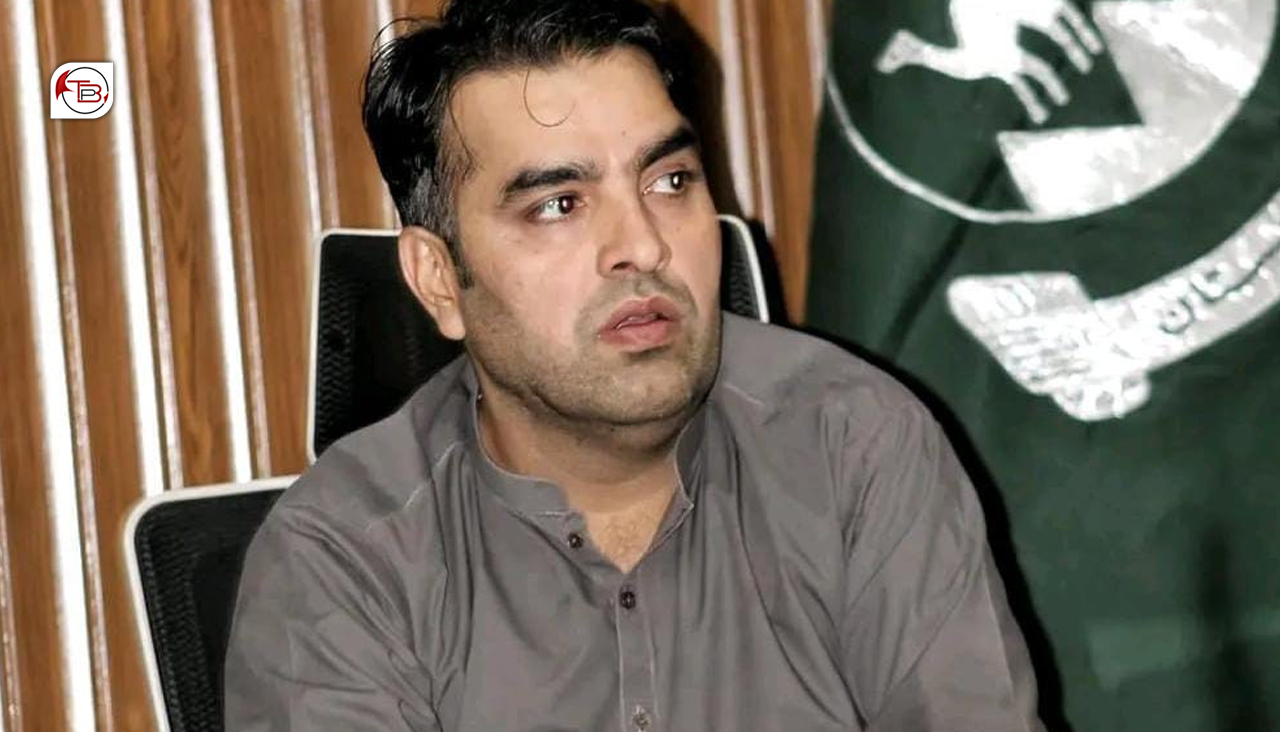 ڈپٹی کمشنر ھاران منیر سومرو گمانی رنگ ءَ آوار جنگ بیتگ، رھوتی ءَ دراتکگ