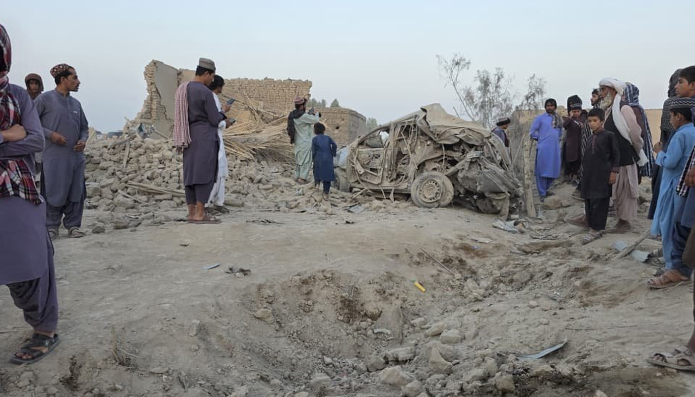 اوگانستان ءِ دو جاھاں پاکستان ءِ برزی اُرش ، زالبول ءُ زھگاں ھوار نھ مردم بیران