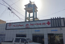 تربت : پاکستانی چیریں ادارہ ءُ ڈیتھ اسکواڈ ءَ ھسپتال ءَ بیڑبرتگ نادُراہ ءُ کارداراں چہ زر ءُ موباھل برتگ اَنت